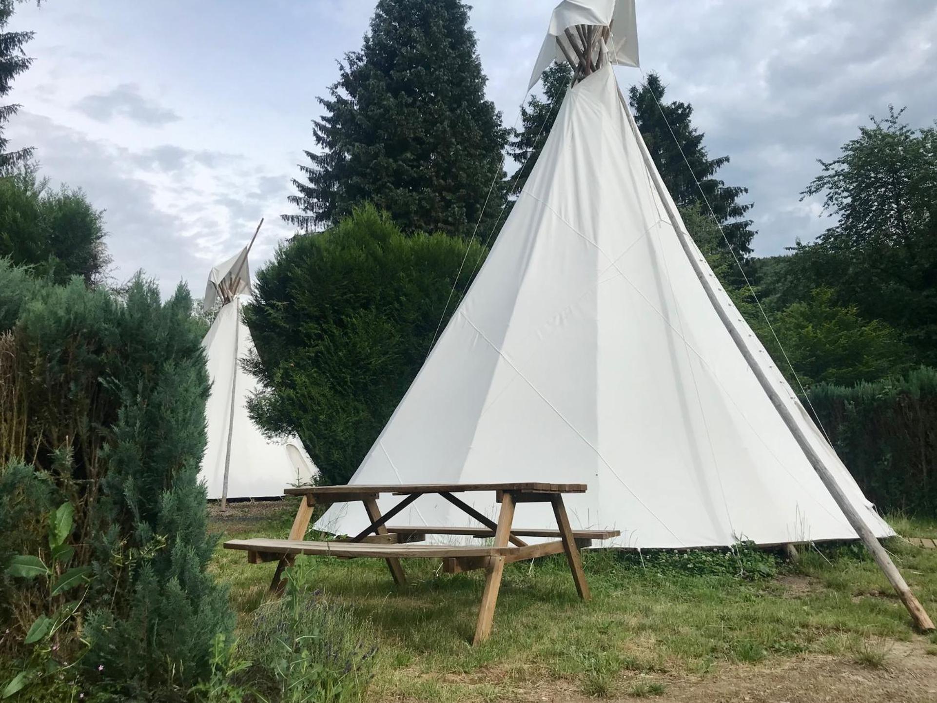 Campeggio Arkeo - Luxury Tents And At The River Nonceveux